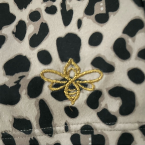 Johnny Was Amabel Short Sleeve Animal Print Crew Neck Tee Size Large EUC - Picture 7 of 7